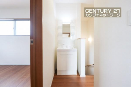 ʑEʏ@2Kɂʑ䂪܂̂ŁAZɐʑ҂邱ƂȂȂ܂B