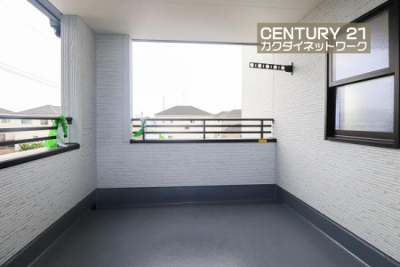 oRj[@t̃oRj[ŋ}ȉJŐ󕨂GĂ܂Sz܂B