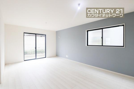 rO@獷ޗzrOł낮Ƒgݍ݂܂B