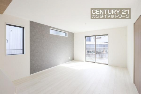 rO@獷ޗzrOł낮Ƒgݍ݂܂B