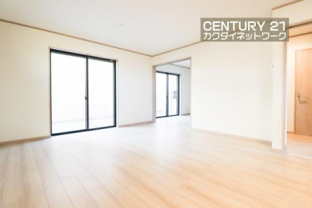 ���r���O�@�����獷�����ޗz�������r���O�ł��낮�Ƒ���g������ݍ��݂܂��B