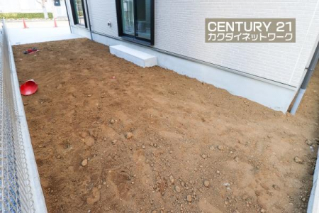 ��@����ł́A�ƒ�؉��Ȃǂ��y���߂܂��B