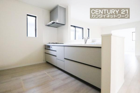 �L�b�`���@���[�L�x�ȃL�b�`���ŁA������������ꂢ�Ɏ��[�B