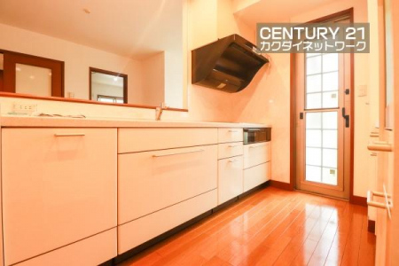 Lb`@[LxȃLb`ŁAꂢɎ[B