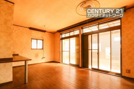 rO@獷ޗzrOł낮Ƒgݍ݂܂B