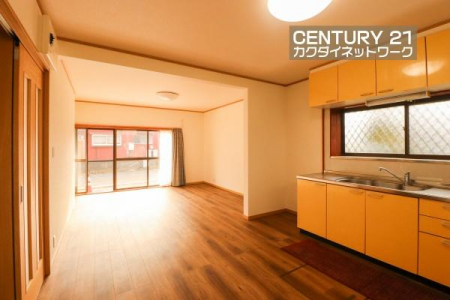 rO@獷ޗzrOł낮Ƒgݍ݂܂B