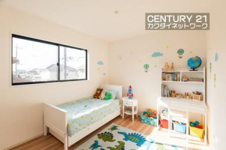 �@���������J���[�̏��ނ������ɒ��a�����{�@��B
���Ƌ�̓C���[�W�ł��B