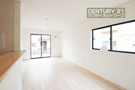 rO@獷ޗzrOł낮Ƒgݍ݂܂B