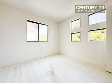 �@�����g�őf�G�ȋ�Ԃ�n��グ���܂��B