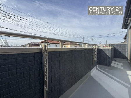 �o���R�j�[�@�����̗z�����~�蒍���A�����ɗz���܂�𐶂ݏo���Ă���܂��B