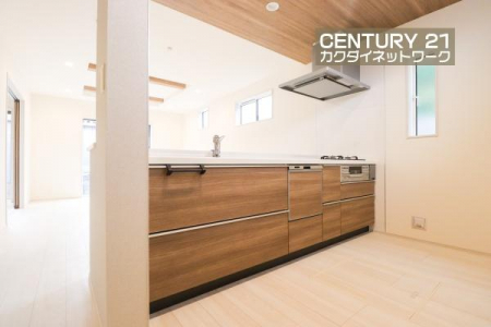 �L�b�`���@���[�L�x�ȃL�b�`���ŁA������������ꂢ�Ɏ��[�B