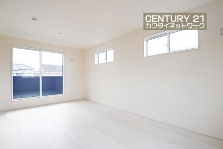 �@�����璍�����z���Ŗ��邢��ԁB