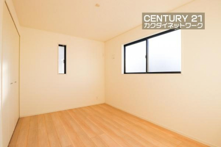 �@�����g�őf�G�ȋ�Ԃ�n��グ���܂��B