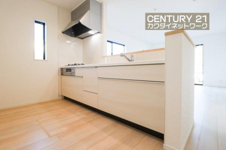 �L�b�`���@���[�L�x�ȃL�b�`���ŁA������������ꂢ�Ɏ��[�B