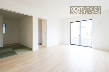 ���r���O�@�����獷�����ޗz�������r���O�ł��낮�Ƒ���g������ݍ��݂܂��B