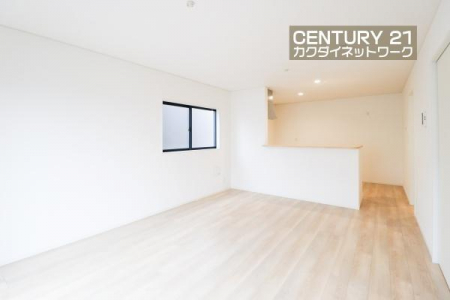 ���r���O�@�J���I�ȃ��r���O�_�C�j���O�ɂ͎��R�ƉƑ��݂�Ȃ��W�܂��Ă��܂��B