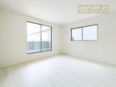 �@�����g�őf�G�ȋ�Ԃ�n��グ���܂��B