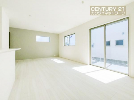 ���r���O�@�����獷�����ޗz�������r���O�ł��낮�Ƒ���g������ݍ��݂܂��B