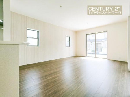 ���r���O�@�����獷�����ޗz�������r���O�ł��낮�Ƒ���g������ݍ��݂܂��B