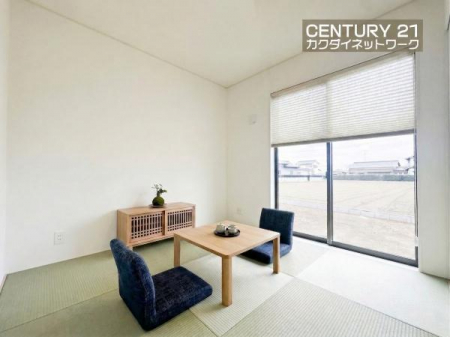 �@LDK�ɗאڂ��Ă���̂ł��q�l��V�΂����肨���Q�������肵�Ȃ���Ǝ����s���܂��B
���Ƌ�̓C���[�W�ł��B