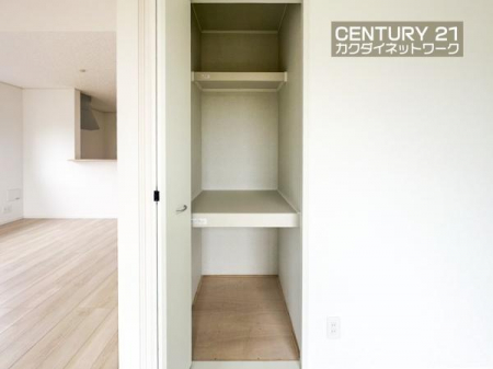 ���[�@��炵�S�n��傫�����E������[���A�K�ޓK���ɔz�u���g��������l�����܂����B