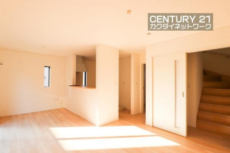 rO@JIȃrO_CjOɂ͎RƉƑ݂ȂW܂Ă܂B