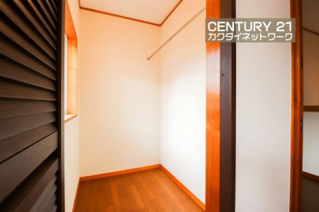 ���[�@�G�߂�p�r�ɕ����Ă��g�����������܂��B�m�����������񂨎����ł��A��������Ǝ��[���Ă��������܂��B�o�b�O��X�q�Ȃǂ̏��������[�ł��܂��B