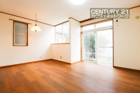 ���r���O�@�����獷�����ޗz�������r���O�ł��낮�Ƒ���g������ݍ��݂܂��B