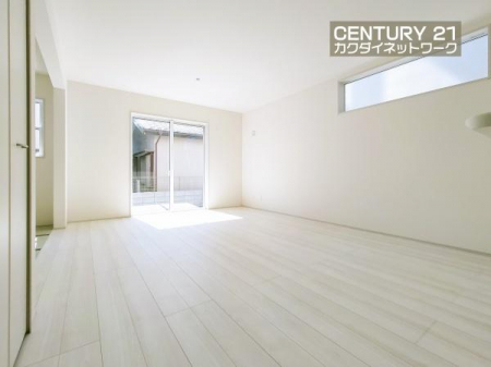 ���r���O�@�����獷�����ޗz�������r���O�ł��낮�Ƒ���g������ݍ��݂܂��B