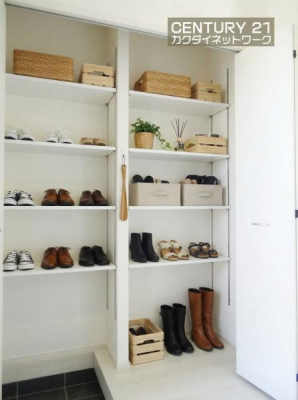 ���ց@���������ł�����I�����B�C�ȊO�ɂ��P��R�[�g�����[���鎖���ł��A���ւ����ꂢ�ɂ��g�����������܂��B
���Ƌ�̓C���[�W�ł��B