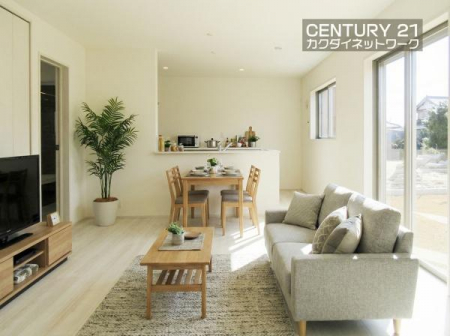 ���r���O�@�J���I�ȃ��r���O�_�C�j���O�ɂ͎��R�ƉƑ��݂�Ȃ��W�܂��Ă��܂��B
���Ƌ�̓C���[�W�ł��B