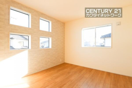 �@�����g�őf�G�ȋ�Ԃ�n��グ���܂��B