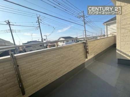 �o���R�j�[�@�����̗z�����~�蒍���A�����ɗz���܂�𐶂ݏo���Ă���܂��B