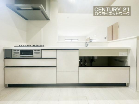 �L�b�`���@���[�L�x�ȃL�b�`���ŁA������������ꂢ�Ɏ��[�B