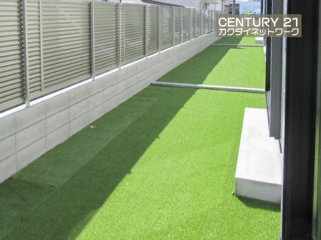 ��@����ł́A�ƒ�؉��Ȃǂ��y���߂܂��B