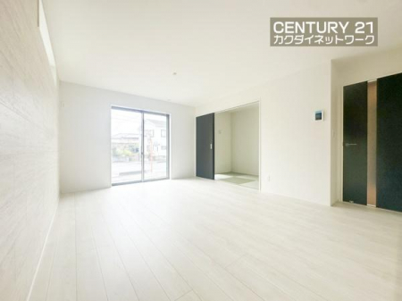 ���r���O�@�����獷�����ޗz�������r���O�ł��낮�Ƒ���g������ݍ��݂܂��B