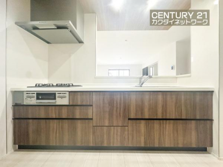 �L�b�`���@���[�L�x�ȃL�b�`���ŁA������������ꂢ�Ɏ��[�B