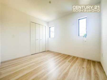 �@�����璍�����z���Ŗ��邢��ԁB