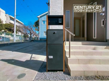 ���ց@�O�ςɍ��킹���I�V�����ȃ|�X�g���j�b�g�B