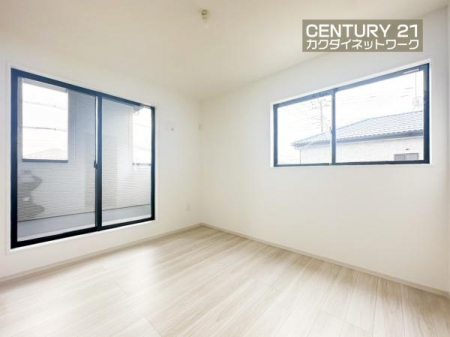 �@�����g�őf�G�ȋ�Ԃ�n��グ���܂��B