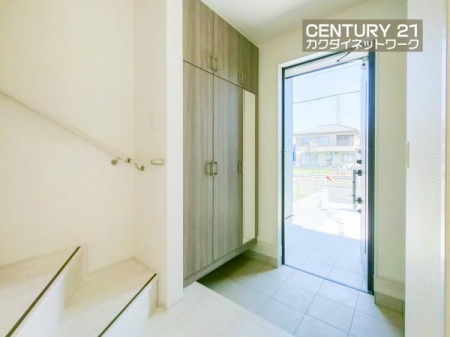 ���ց@�~���[�t���V���[�YBOX�Ō��ւ����ꂢ�ɂ��g�����������܂��B